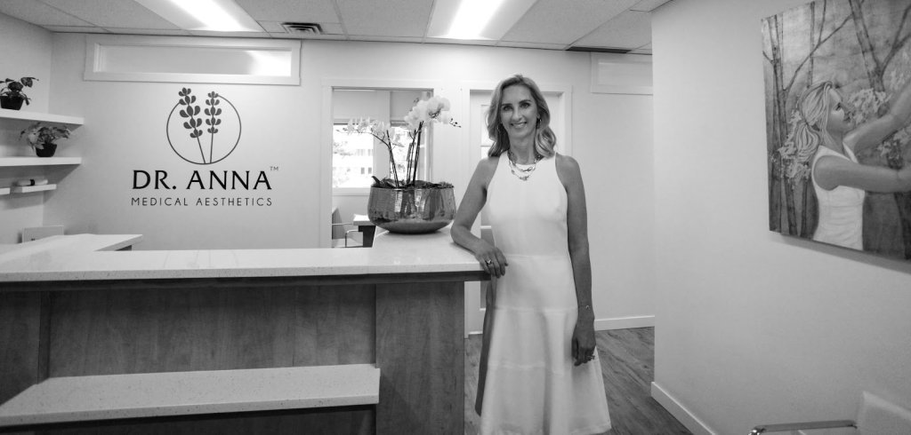 Dr. Anna Medical Aesthetics logo